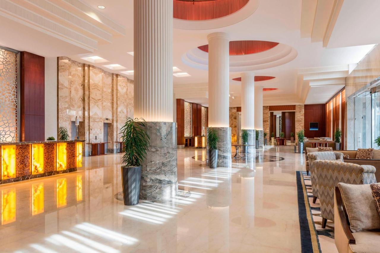 Sheraton Oman Hotel Muscat Luaran gambar Lobby