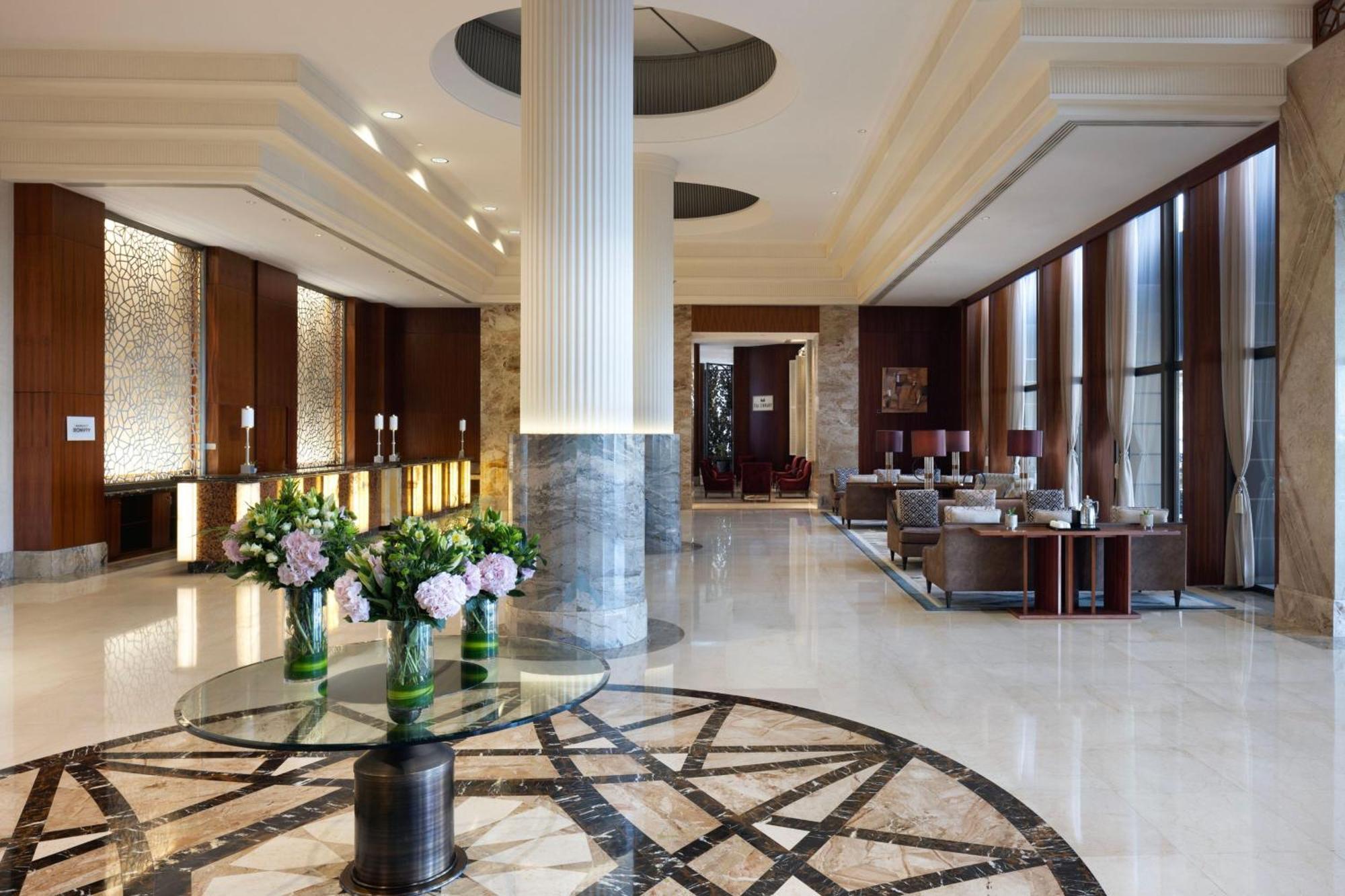 Sheraton Oman Hotel Muscat Luaran gambar Lobby